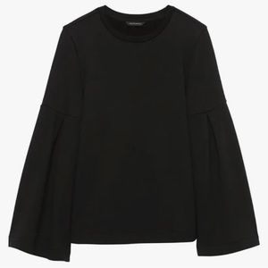 Banana Republic black sweatshirt with bell sleeves. Small